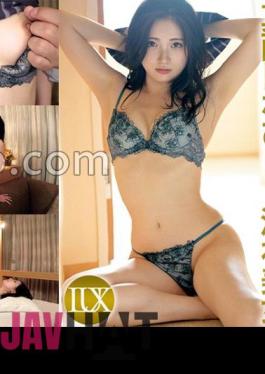 259LUXU-1774 Luxury TV 1760 A Black-haired Beauty Who Works At A Securities Company Transforms Into A Dripping Wet Beauty With A Kiss! As A Reward For Saying Embarrassing Words, Insert A Big Penis! I Can't Stop Moaning From The Professional Sex Techniques