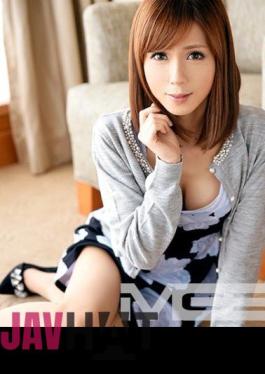 Mosaic 259LUXU-1469 Luxury TV 1440 Saffle is not enough! An active race queen with attractive big eyes and slender legs appears! She smiles happily at the man's piston and goes inside many times! Standing back, cowgirl, missionary... this beautiful style looks g